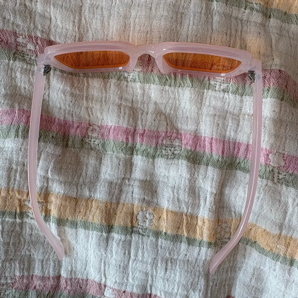 Y2K UO Pink Sunglasses with Orange Lenses - Picture 5 of 6